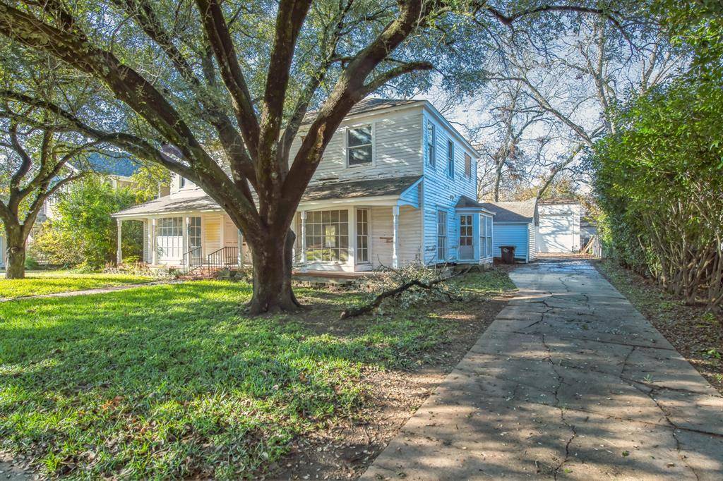 Cleburne, TX 76033,404 Forrest Avenue