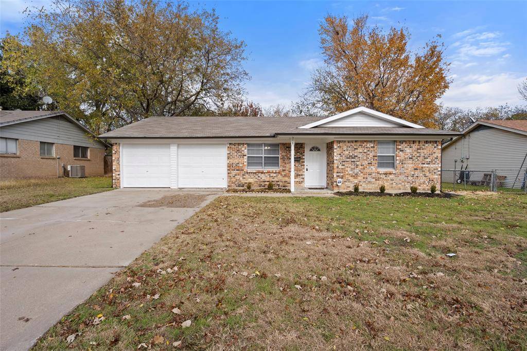 Burleson, TX 76028,516 Tarrant Avenue