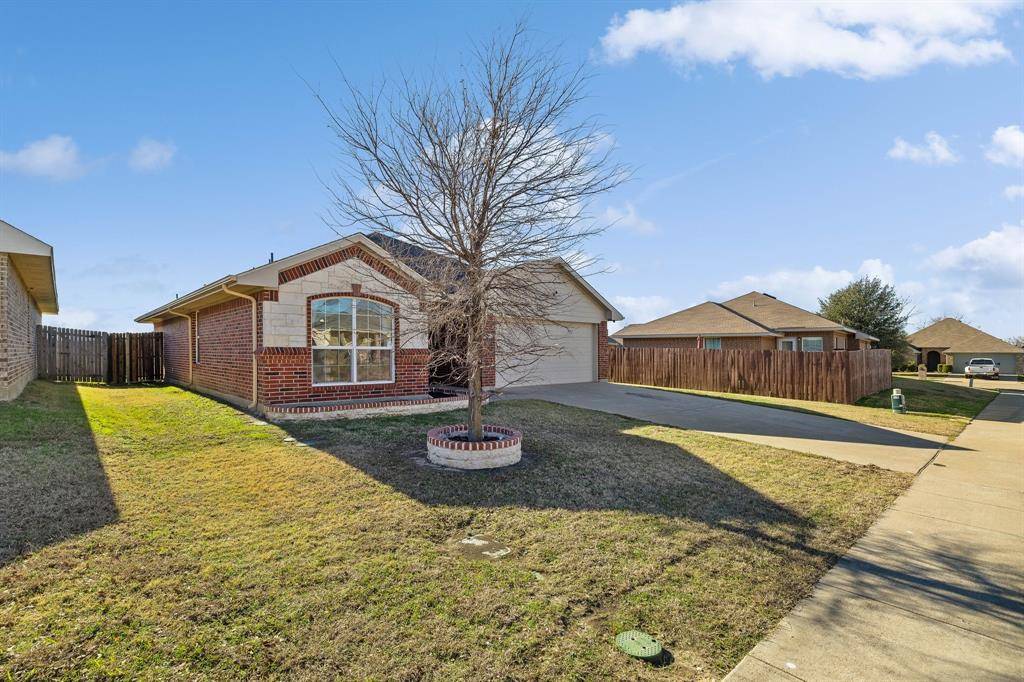 Waxahachie, TX 75165,604 Antonio Lane