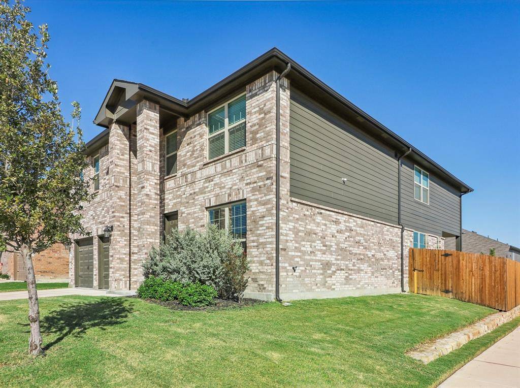 Fort Worth, TX 76179,7900 Schooner Drive