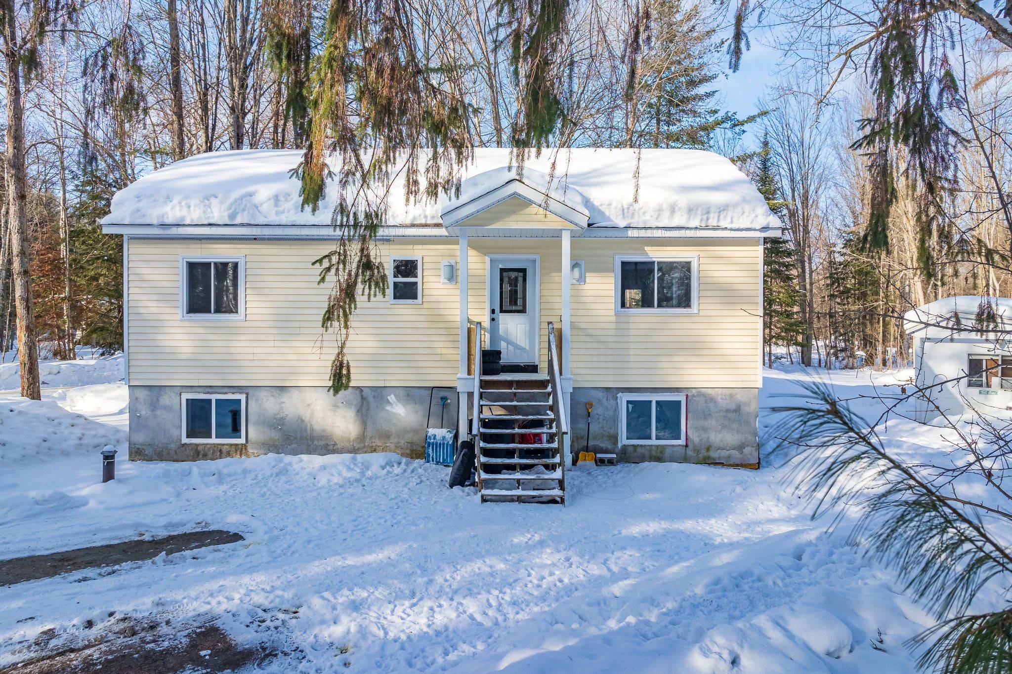 Muskoka, ON P1P 1R3,1011 Fitchett LN