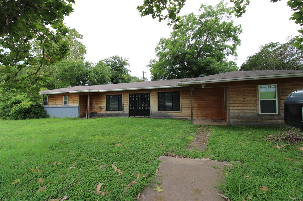 Denison, TX 75020,17 Macarthur Drive #B