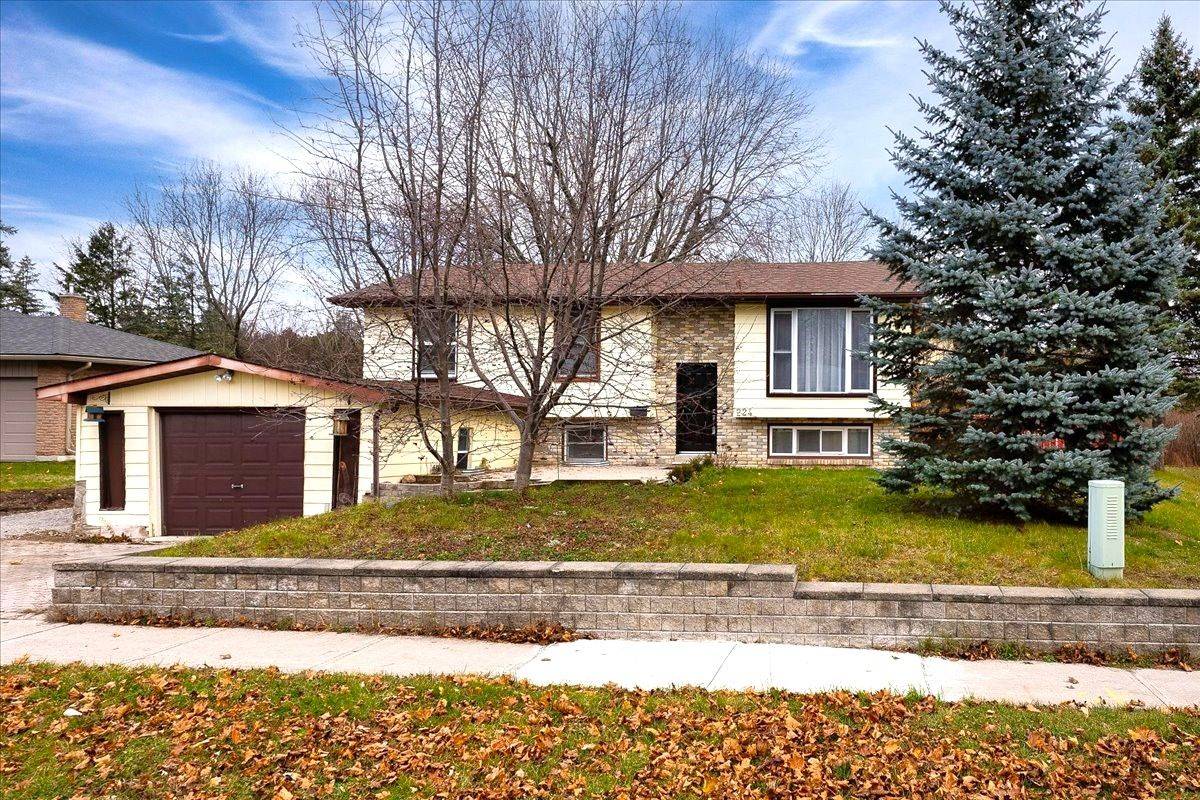 Barrie, ON L4N 4J6,224 Walnut CRES #Lower