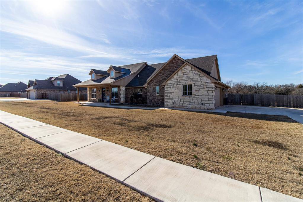 Shawnee, OK 74804,12776 Meadow Ridge Drive