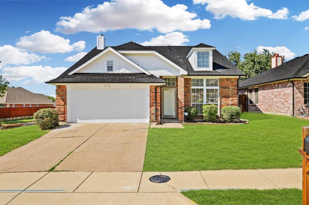 Dallas, TX 75249,8339 Paxson Trail