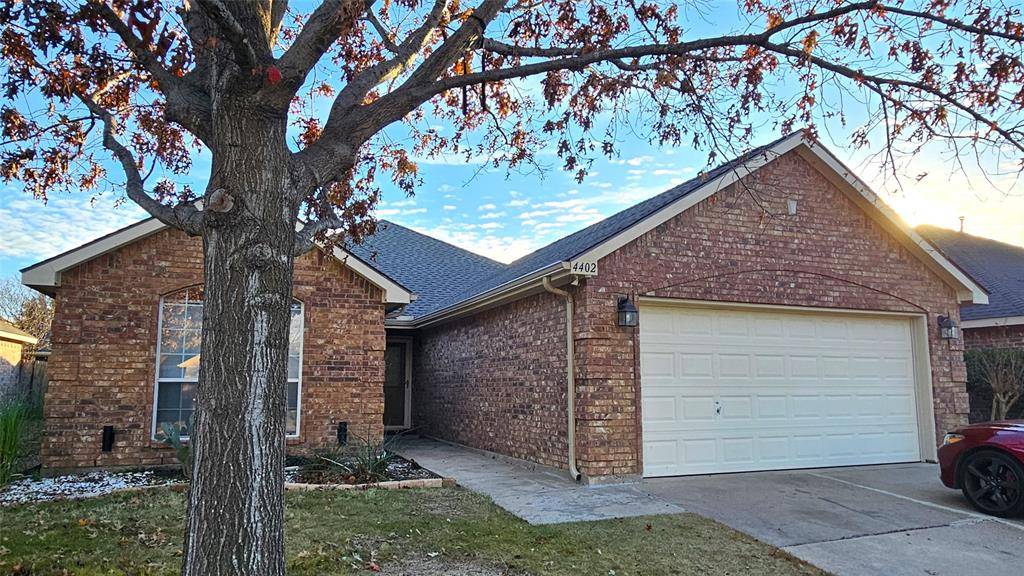 Mansfield, TX 76063,4402 Shady Elm Drive