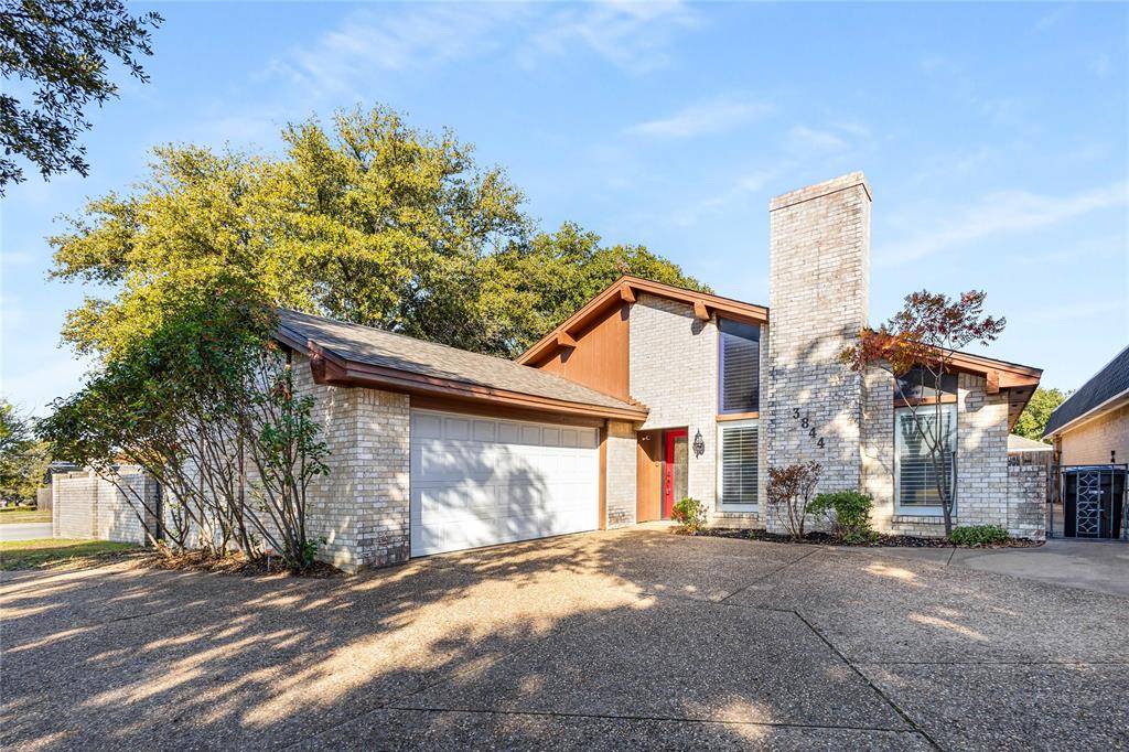 Fort Worth, TX 76109,3844 Arborlawn Drive