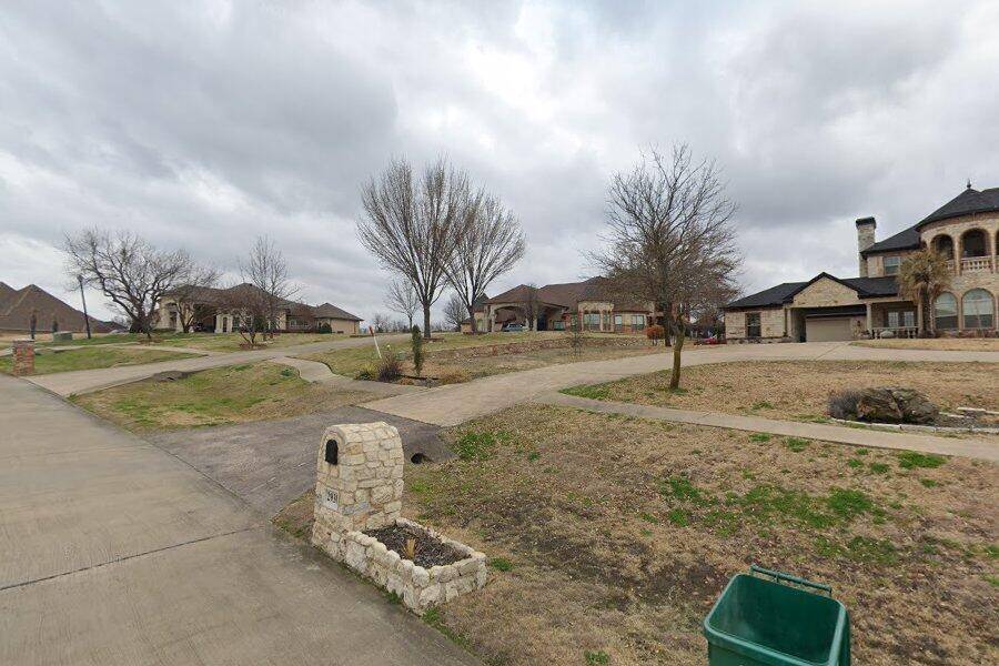 Cedar Hill, TX 75104,2939 Emerald Sound Drive