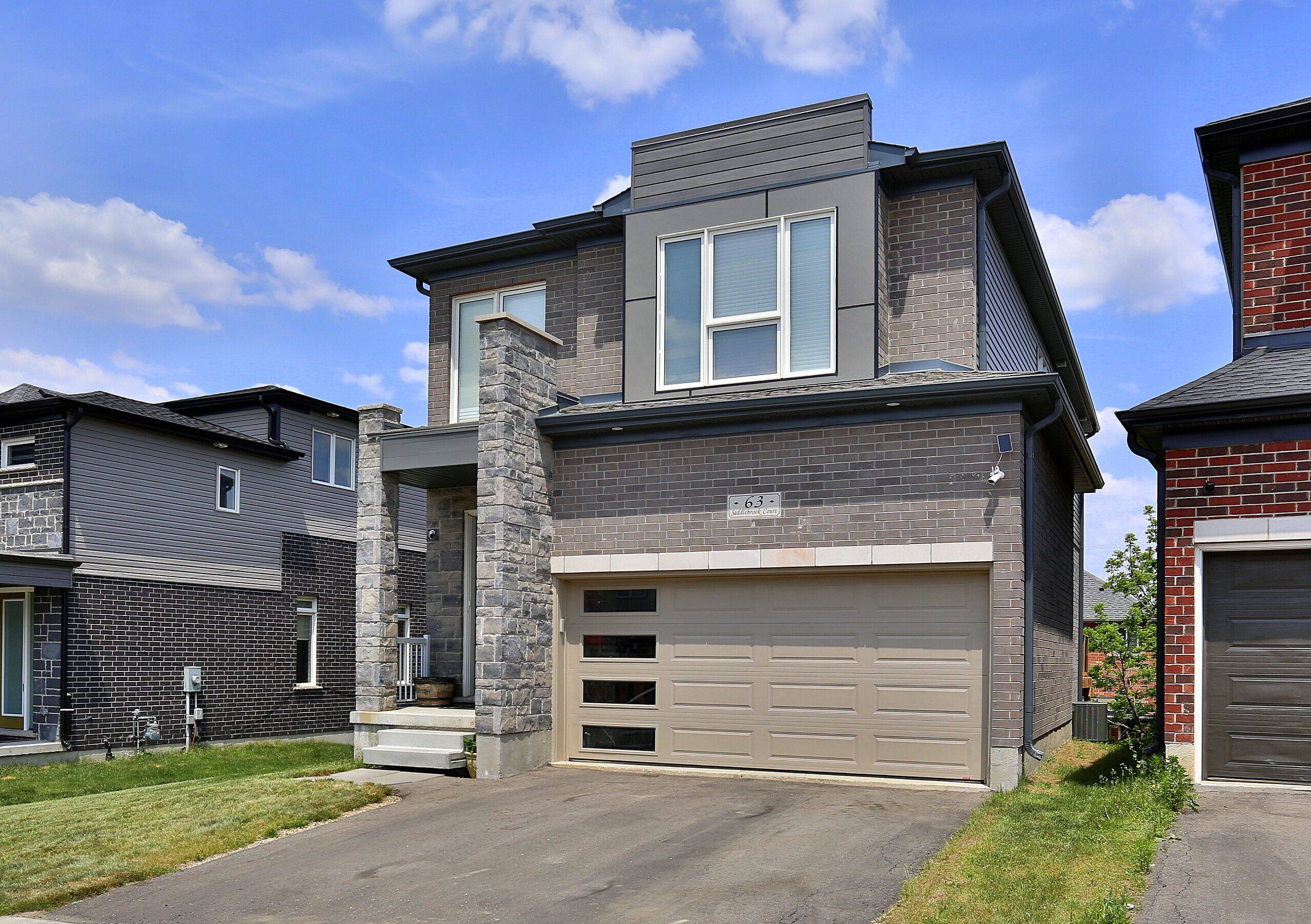 Kitchener, ON N2R 1W7,63 Saddlebrook CT