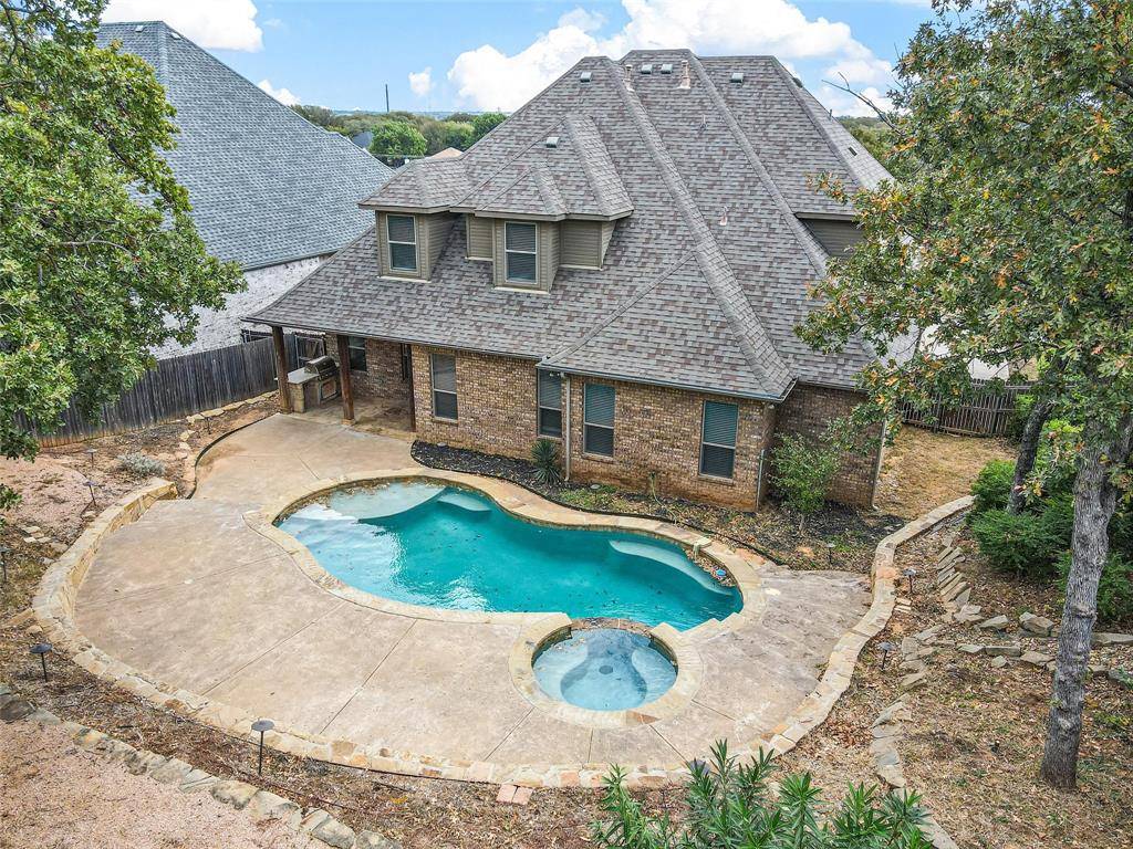 North Richland Hills, TX 76182,6801 Woodland Hills Drive