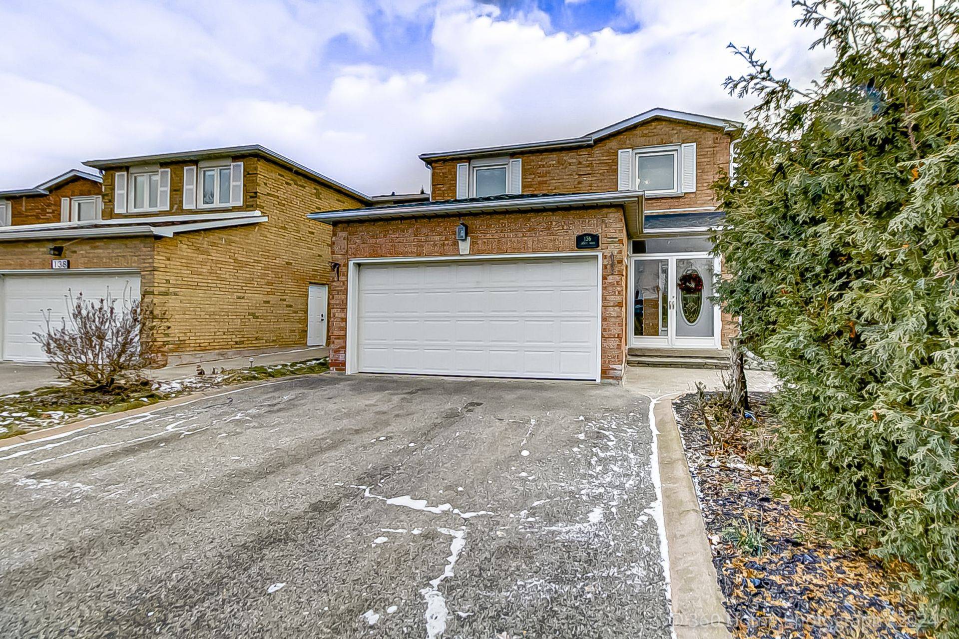 Vaughan, ON L4J 6A9,136 Jaimie RD