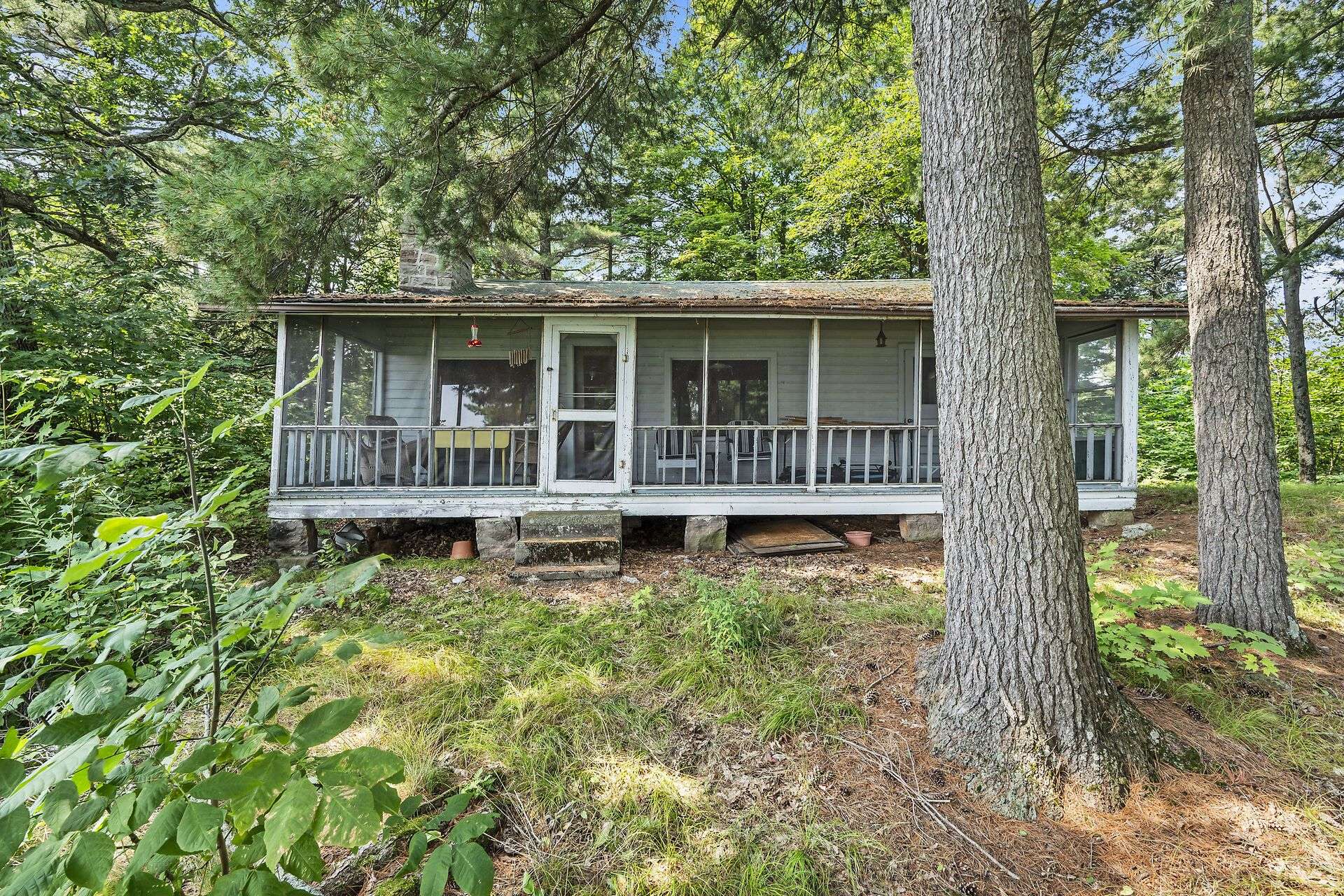 Frontenac, ON K0H 2N0,1326 RIDGE LN