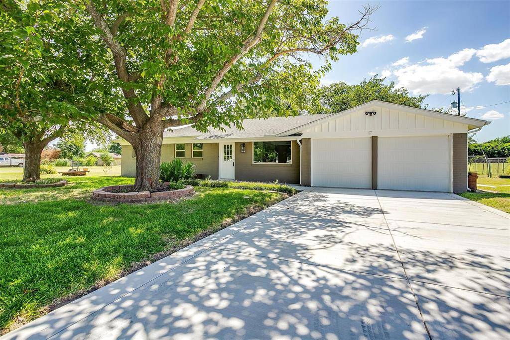 North Richland Hills, TX 76182,6809 Little Ranch Road