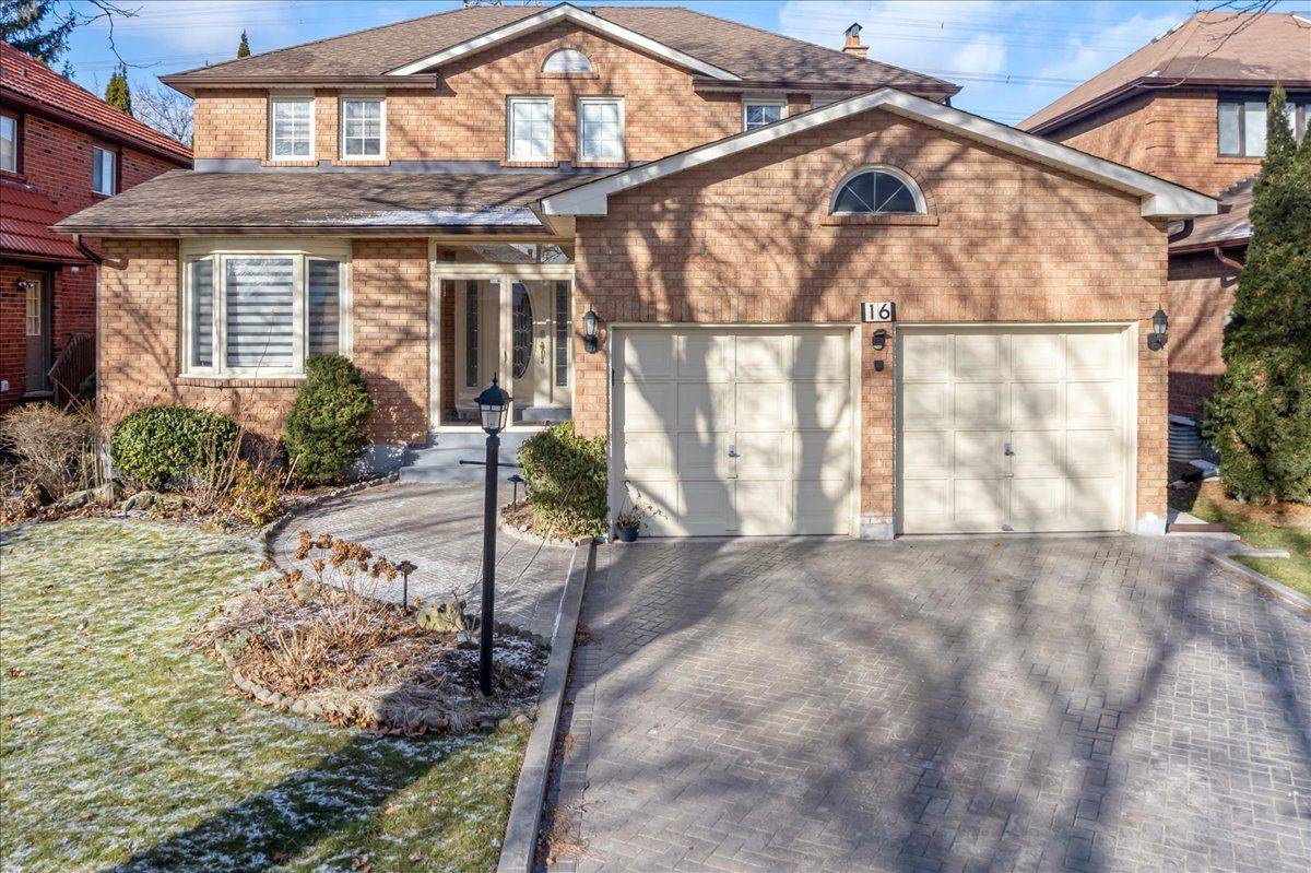 Markham, ON L3T 6X1,16 Parklawn CRES