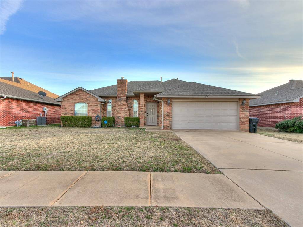 Moore, OK 73160,304 SW 40th Street