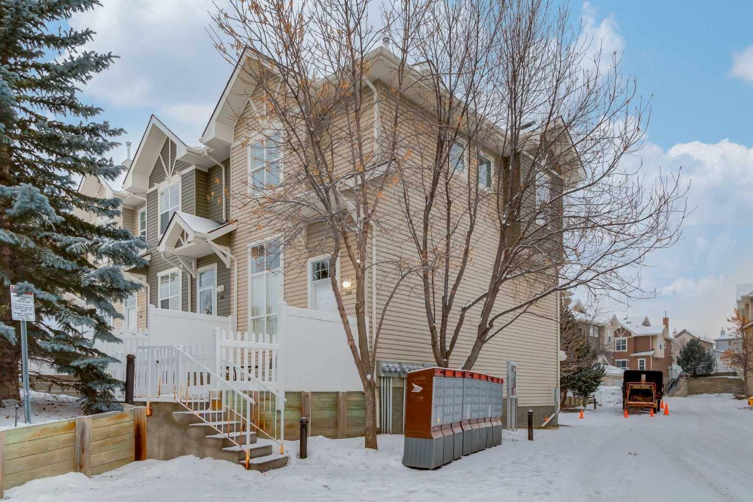 Calgary, AB T3L 3C3,303 Toscana GDNS NW