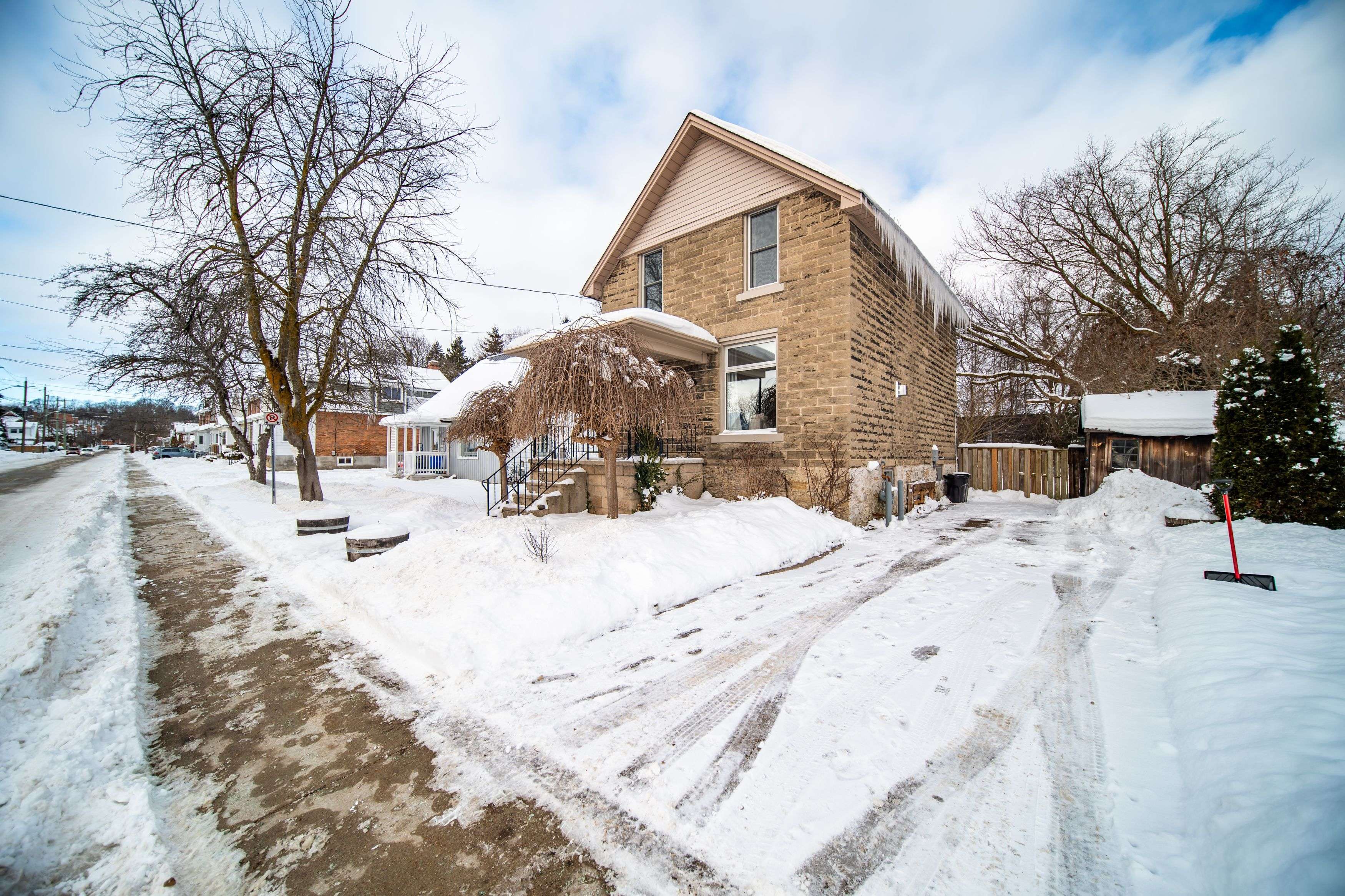 Owen Sound, ON N4K 3W6,260 13th ST W