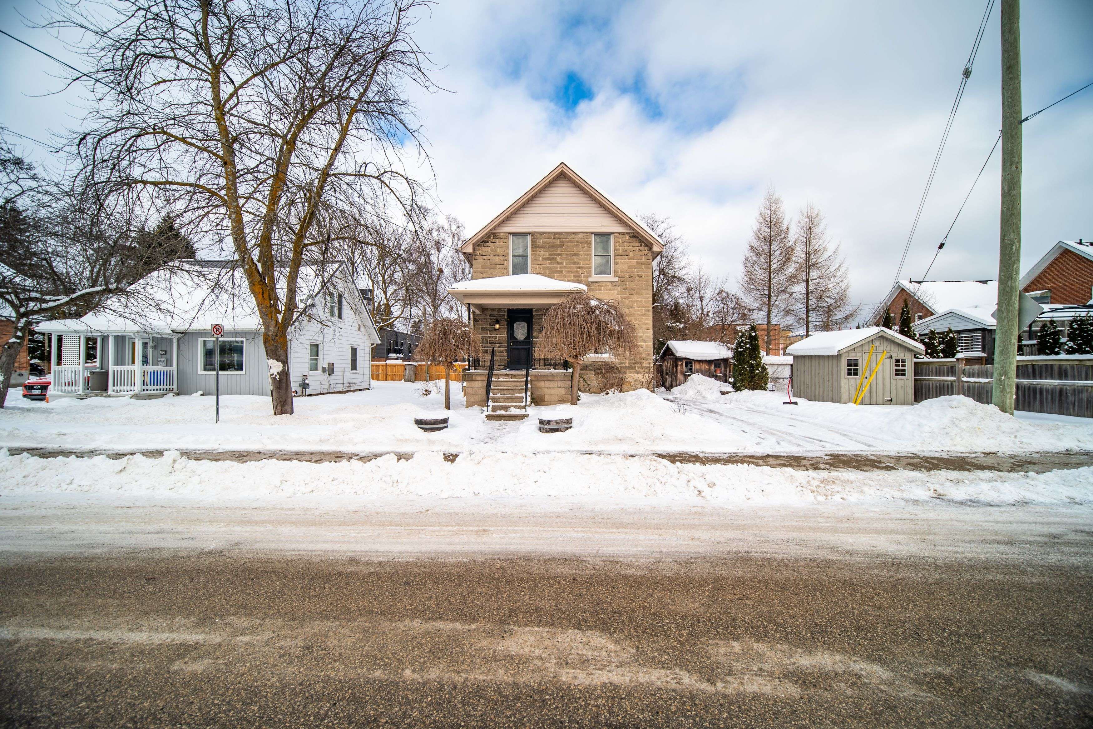 Owen Sound, ON N4K 3W6,260 13th ST W