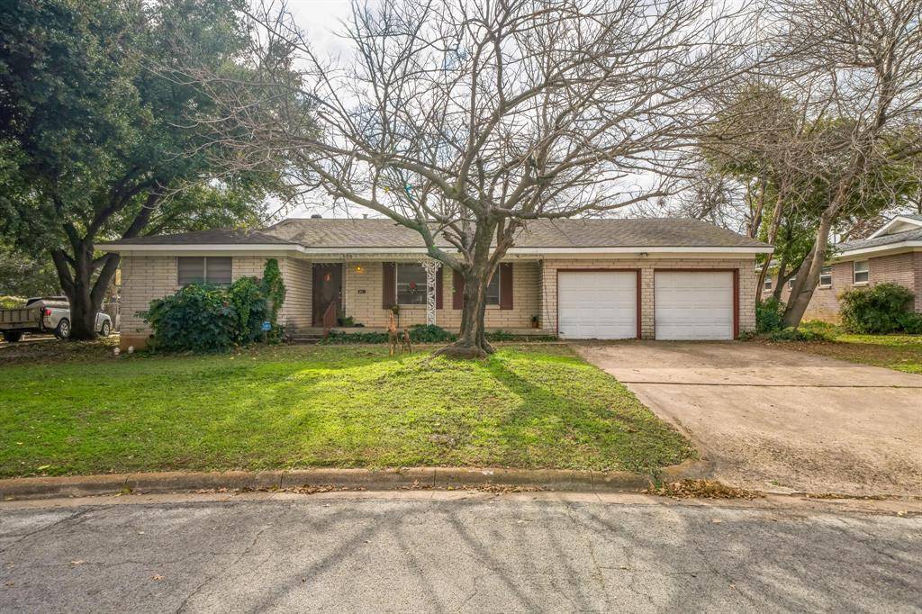 Arlington, TX 76013,1508 White Way Drive