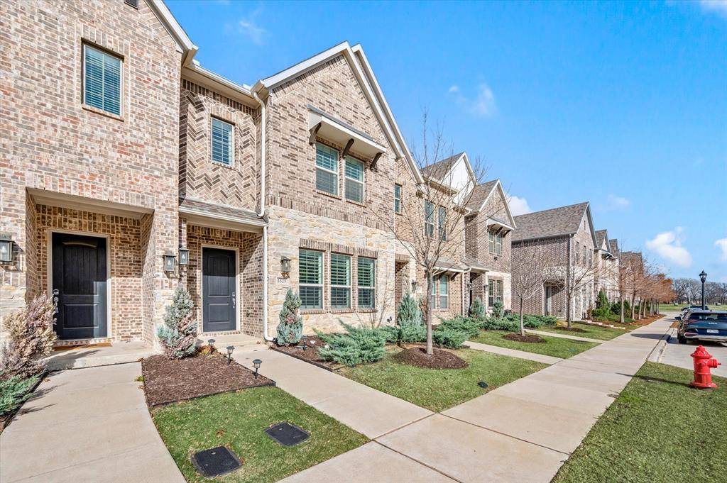 Farmers Branch, TX 75234,1529 Windermere Way