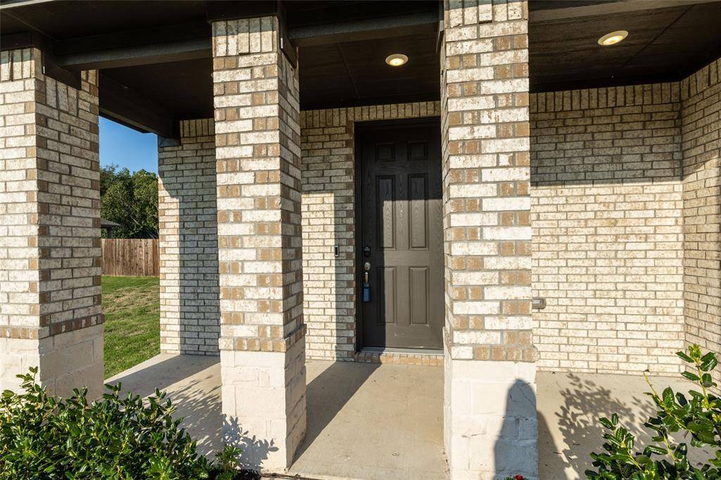 Fort Worth, TX 76052,13337 Ridings Drive