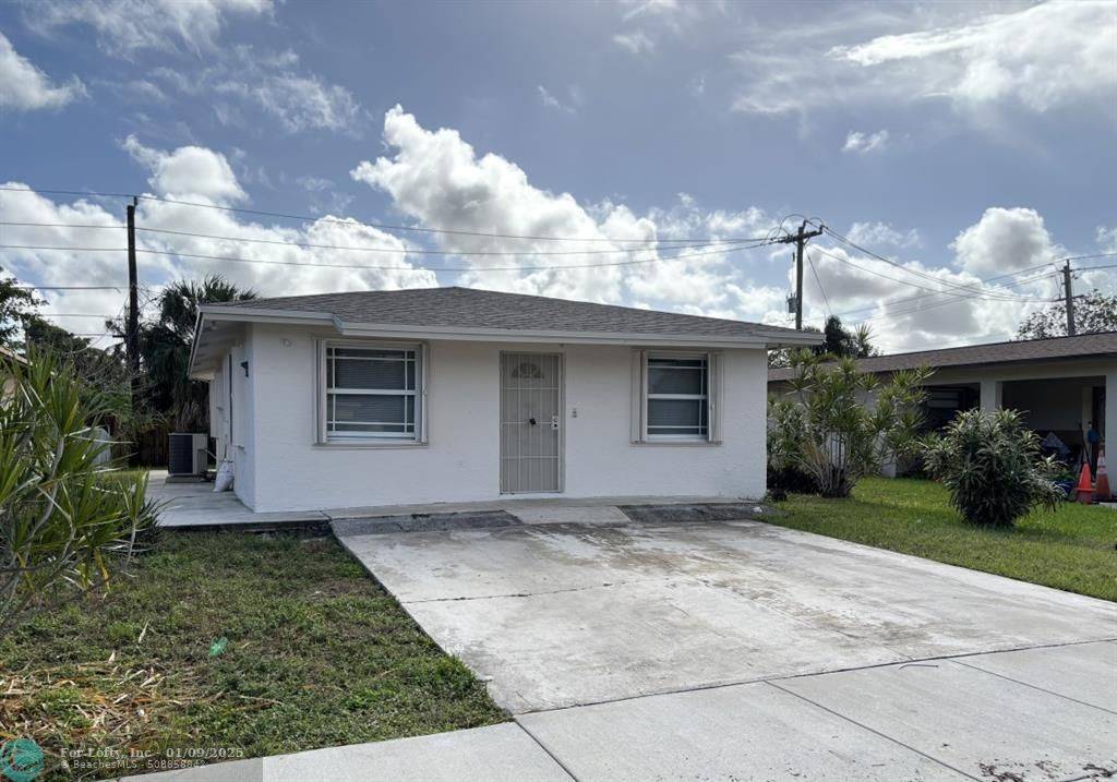 Oakland Park, FL 33334,170 NE 35th Ct