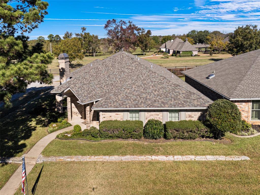 Longview, TX 75605,2 Friendswood Drive