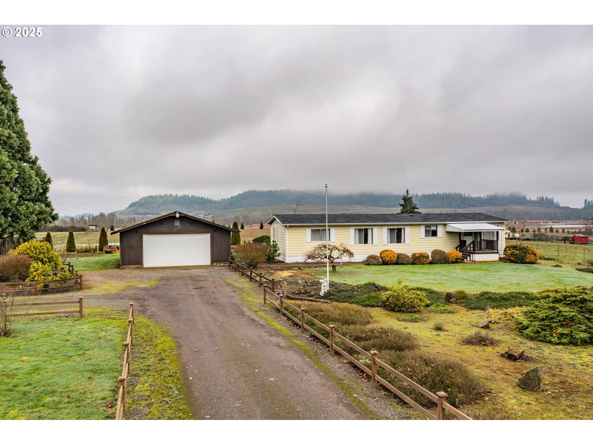 Creswell, OR 97426,33995 WALNUT LN