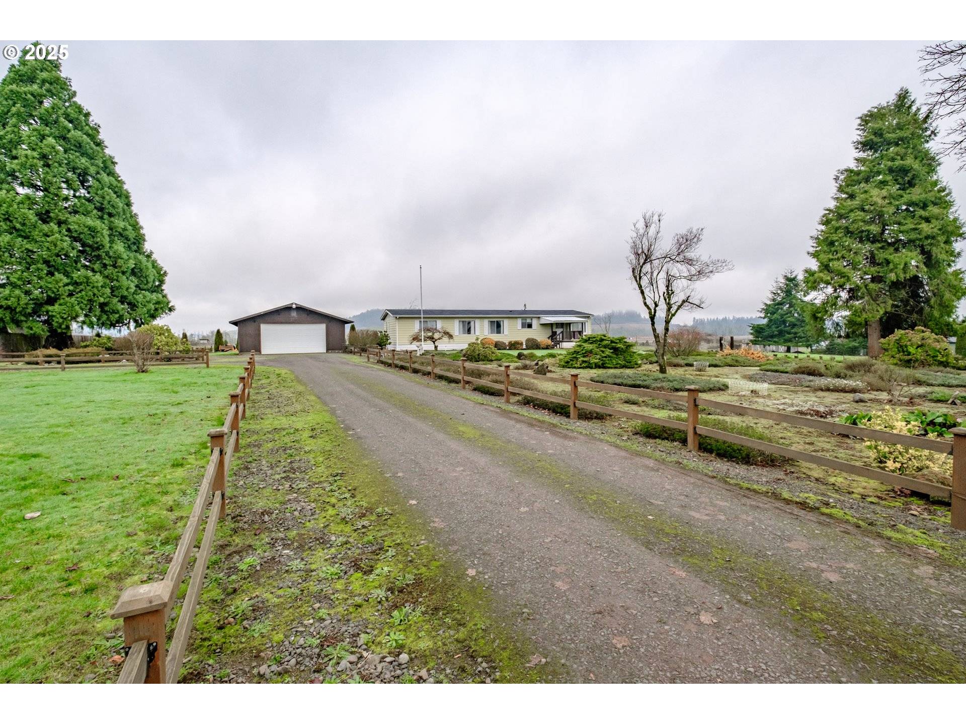 Creswell, OR 97426,33995 WALNUT LN