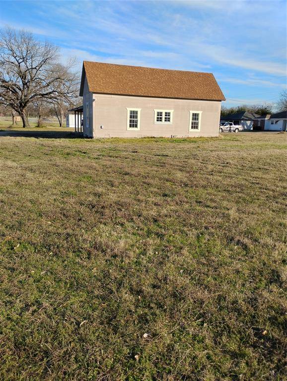 Edgewood, TX 75117,304 SE Front Street