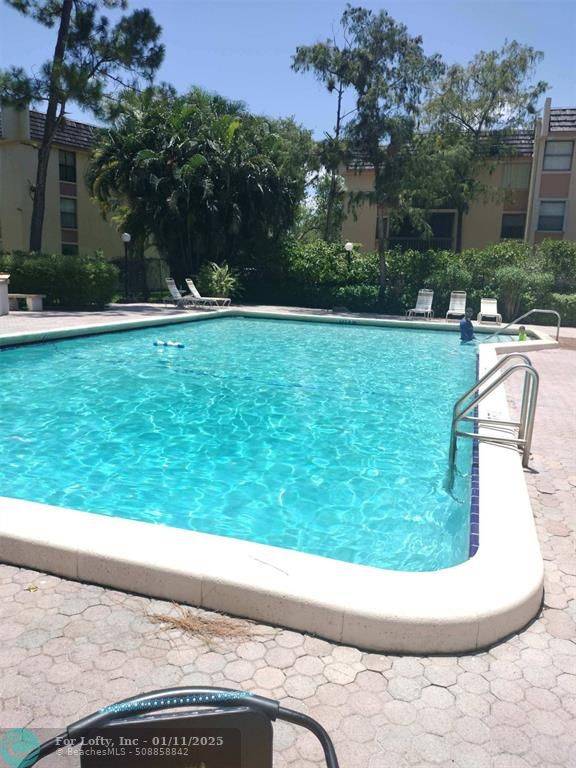 Coral Springs, FL 33065,8421 Forest Hills Dr  #102