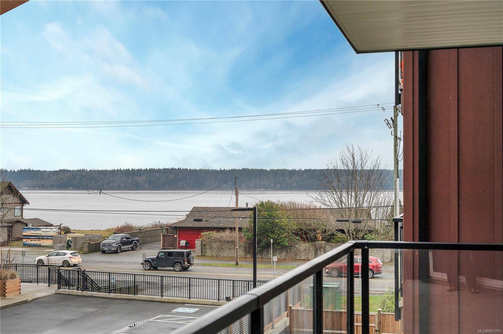 Campbell River, BC V9W 1A8,872 Island Hwy S #306