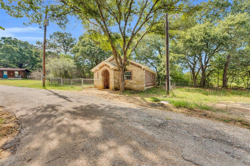 Alvarado, TX 76009,5 Pin Oak Street