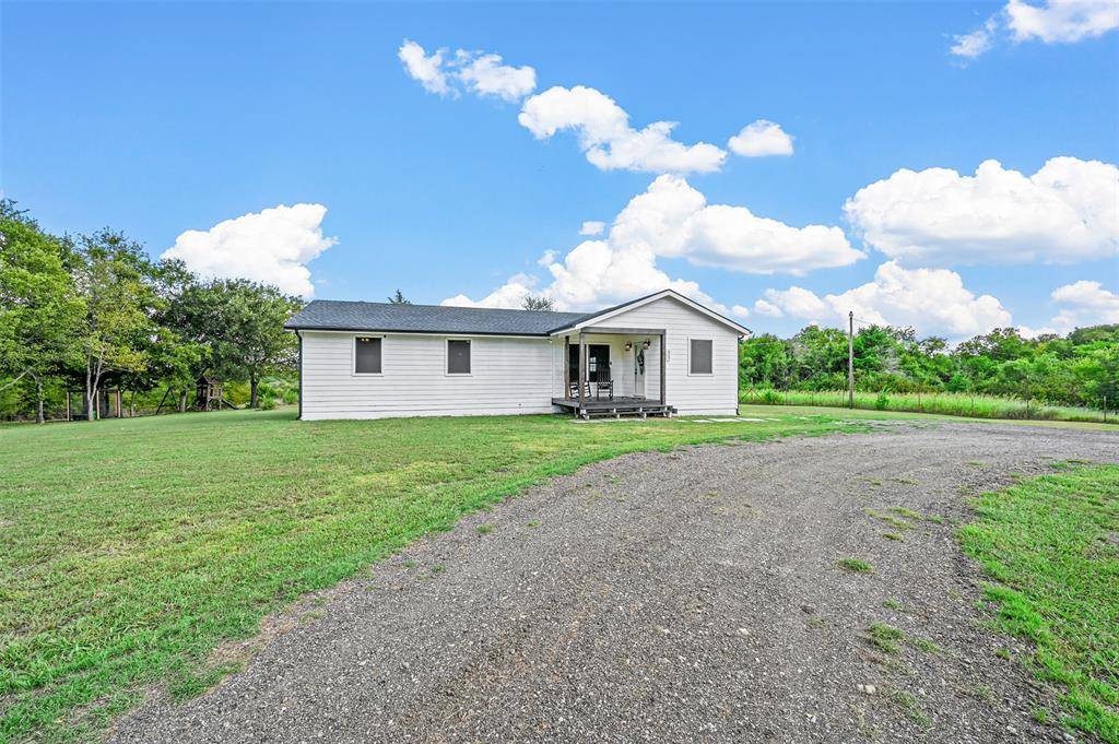 Palmer, TX 75152,327 Pace Road