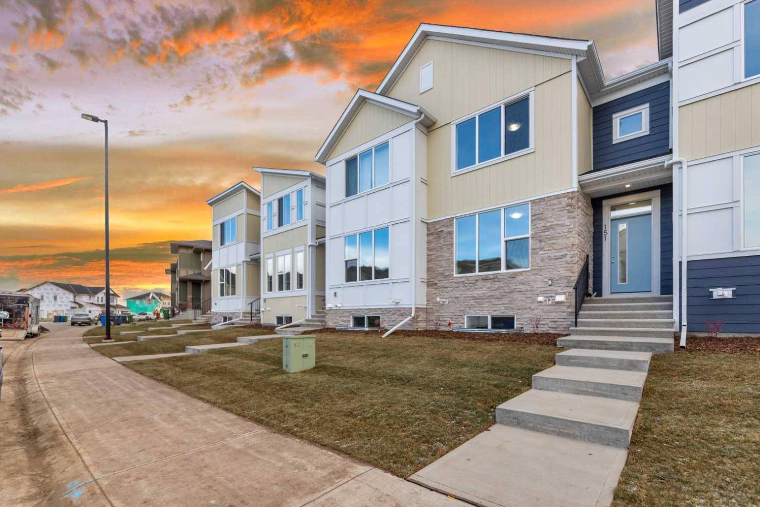 Chestermere, AB T1X 0B4,151 South Shore CT