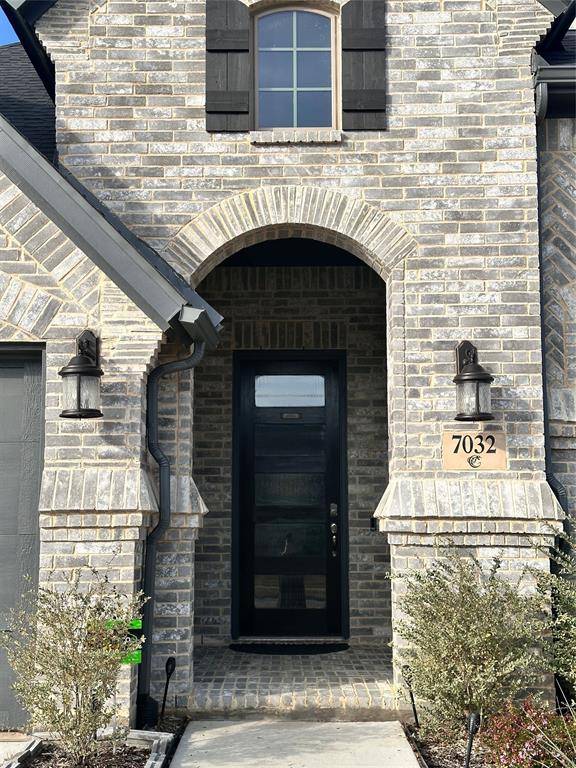 Little Elm, TX 76227,7032 Mapleshade Way