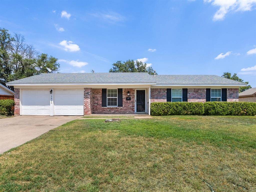 Benbrook, TX 76116,3845 Sagebrush Road