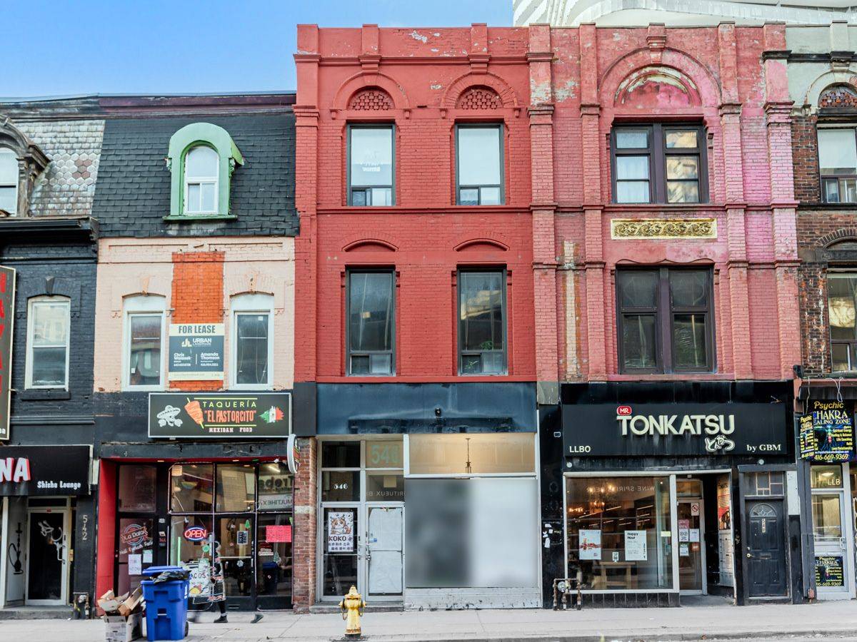 Toronto C01, ON M4Y 1Y8,546 Yonge ST