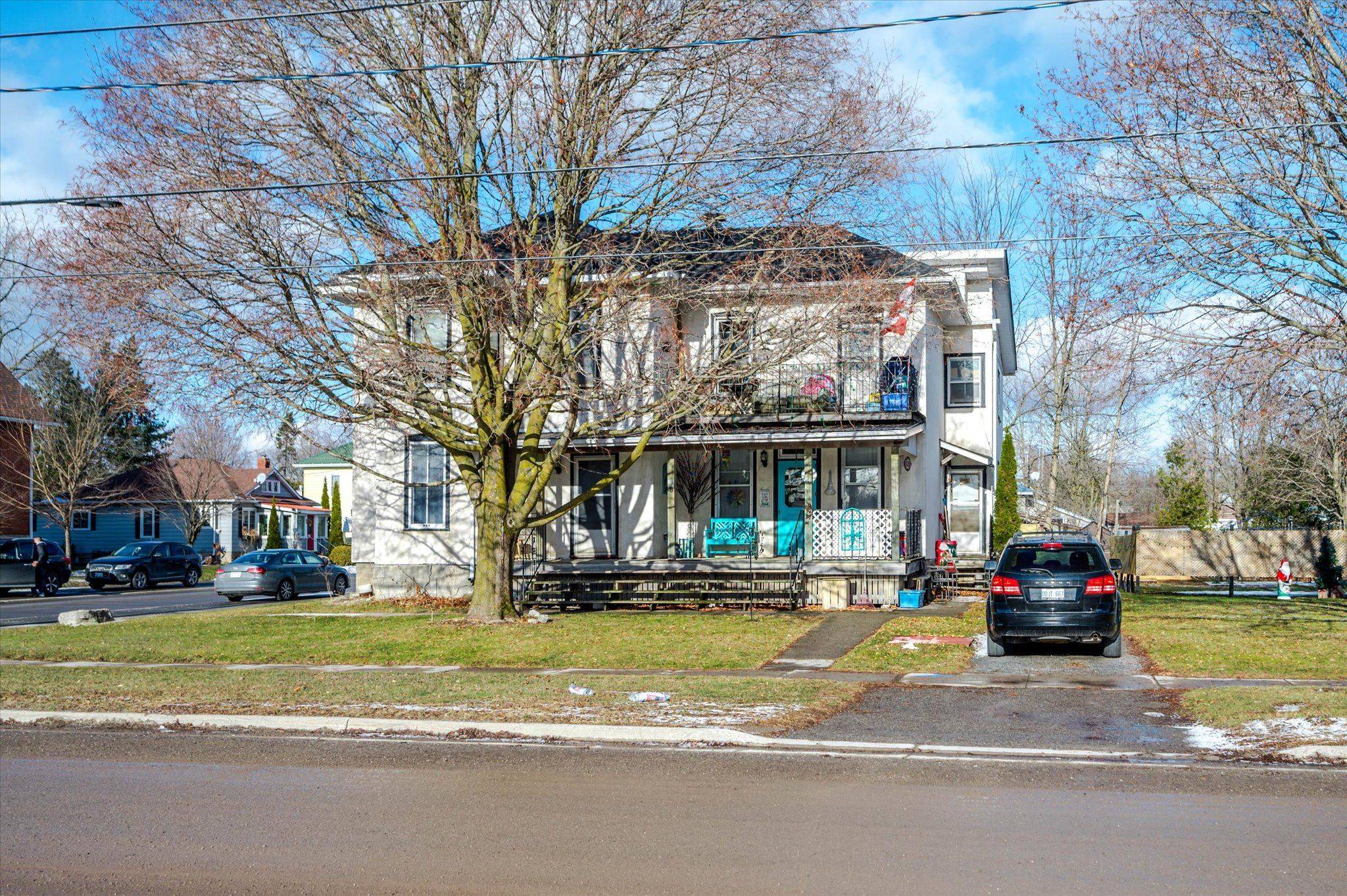 Peterborough, ON K0L 1Z0,8 Ontario ST