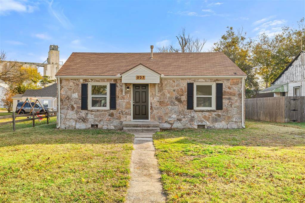 El Reno, OK 73036,907 S Wilson Avenue