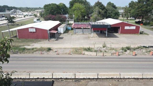 Valliant, OK 74764,401 W Wilson Street