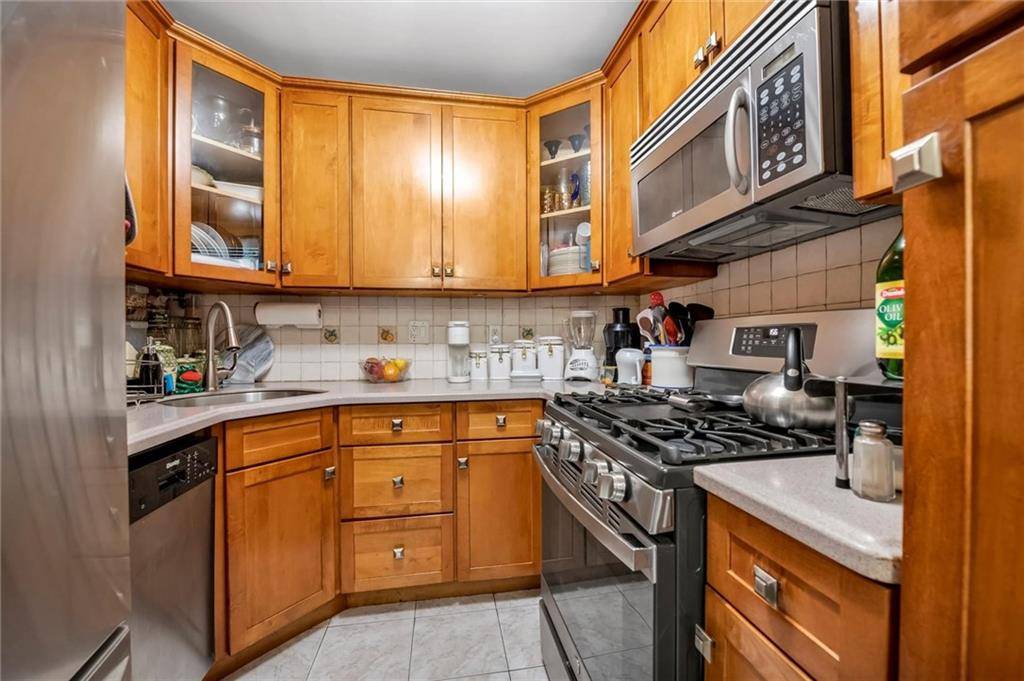 Brooklyn, NY 11229,3086 Avenue W