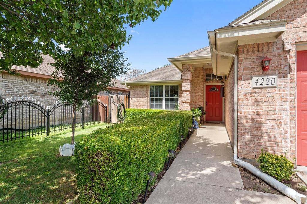 Fort Worth, TX 76115,4220 S Henderson Street