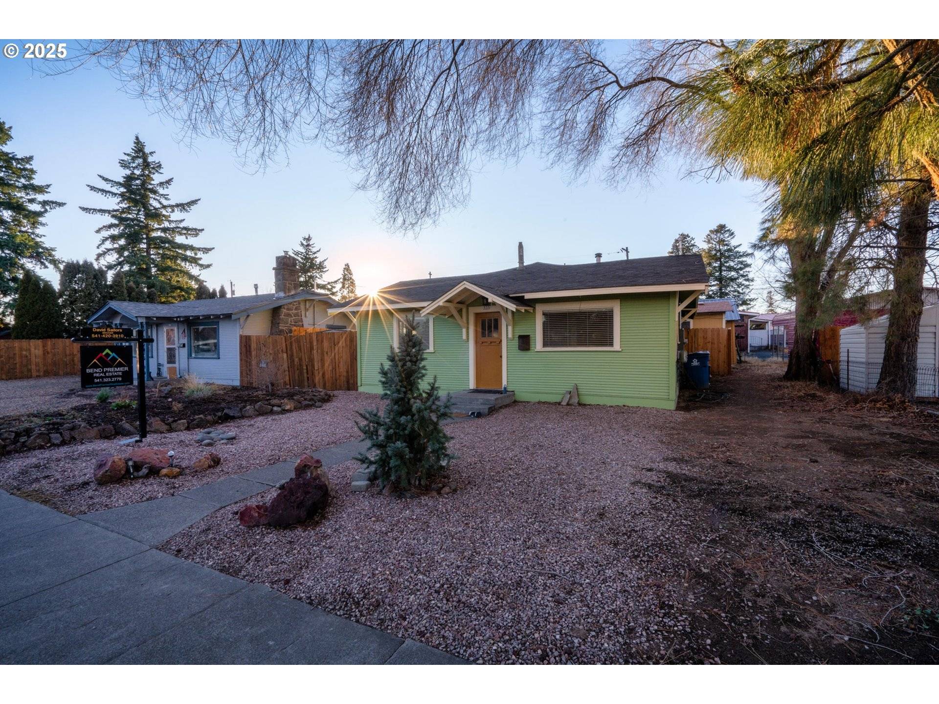 Redmond, OR 97756,535 SW 11TH ST