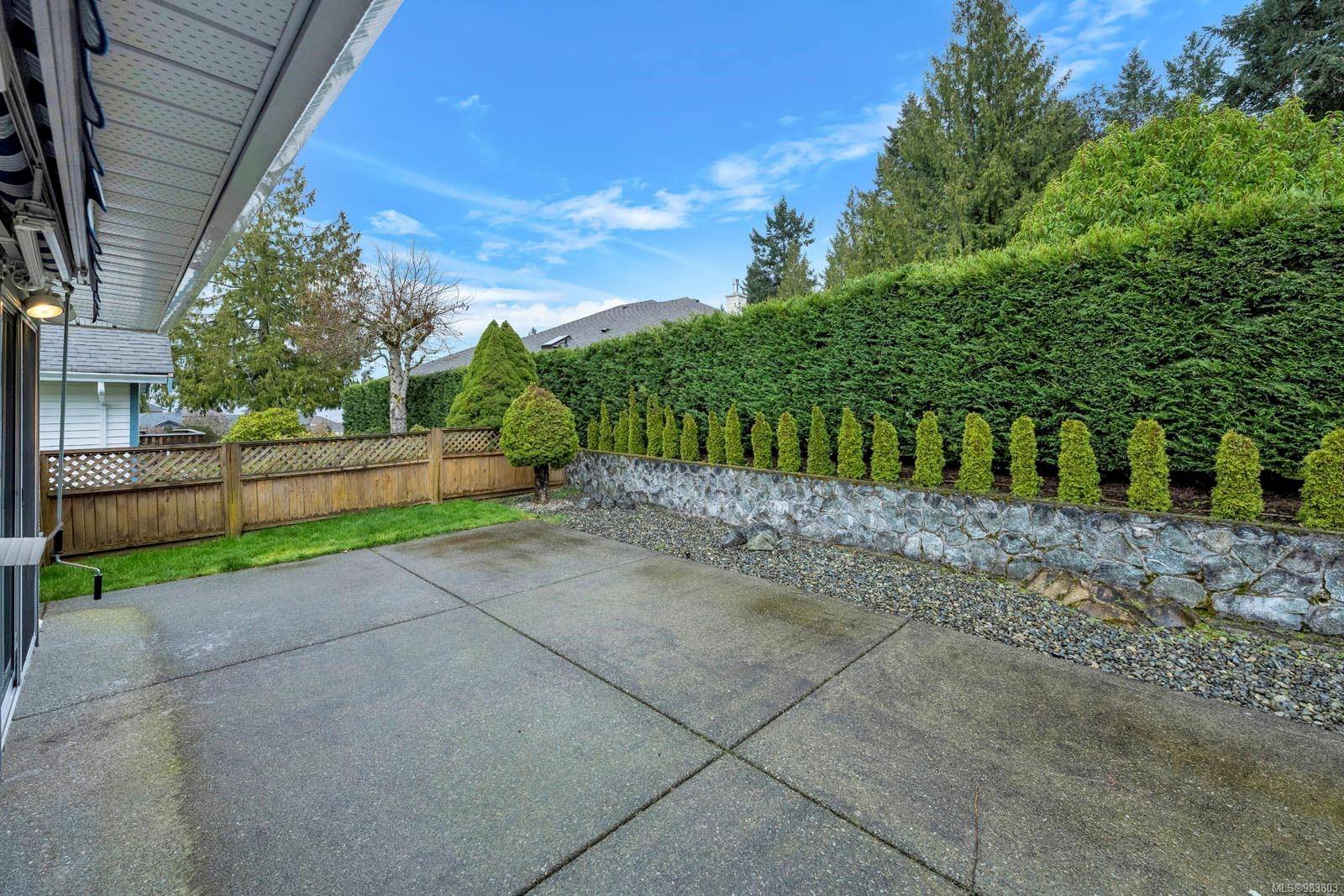 Cobble Hill, BC V0R 1L1,3593 Arbutus Dr N