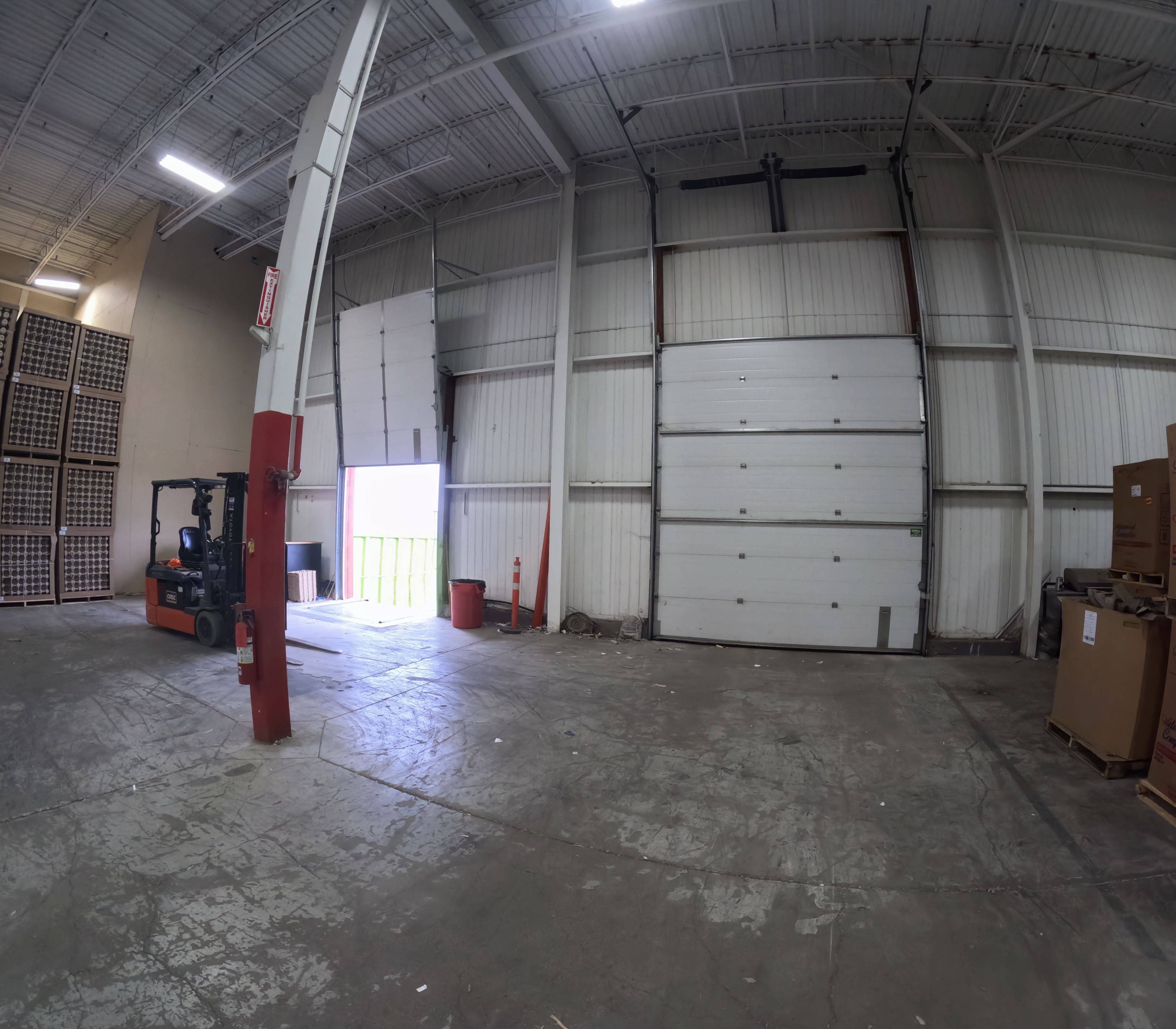 Newmarket, ON L3Y 9B8,402 Mulock DR #4