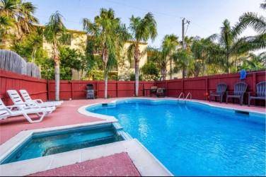 South Padre Island, TX 78597,103C Palmetto Dr