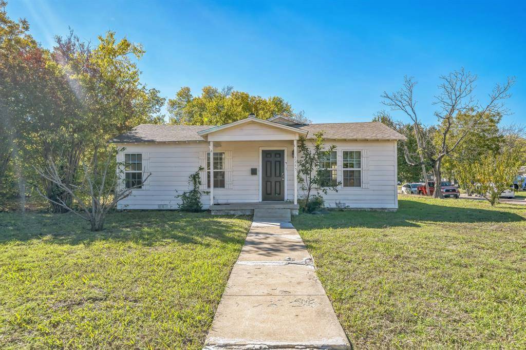 Fort Worth, TX 76111,3245 Alta View Street