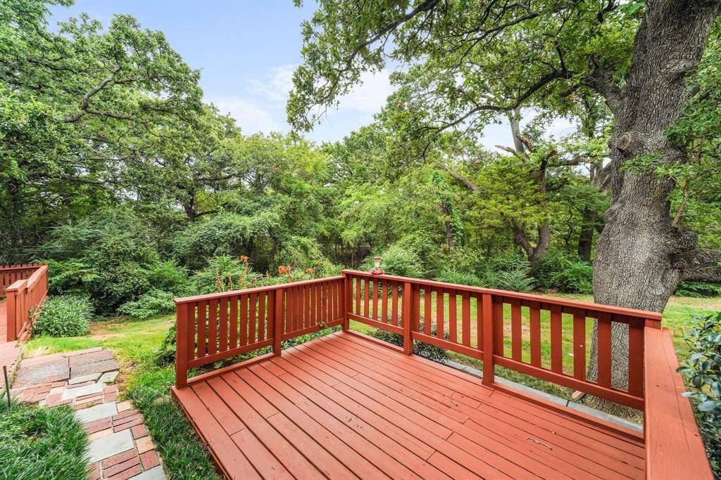 Lake Dallas, TX 75065,309 Georgian Oak Court