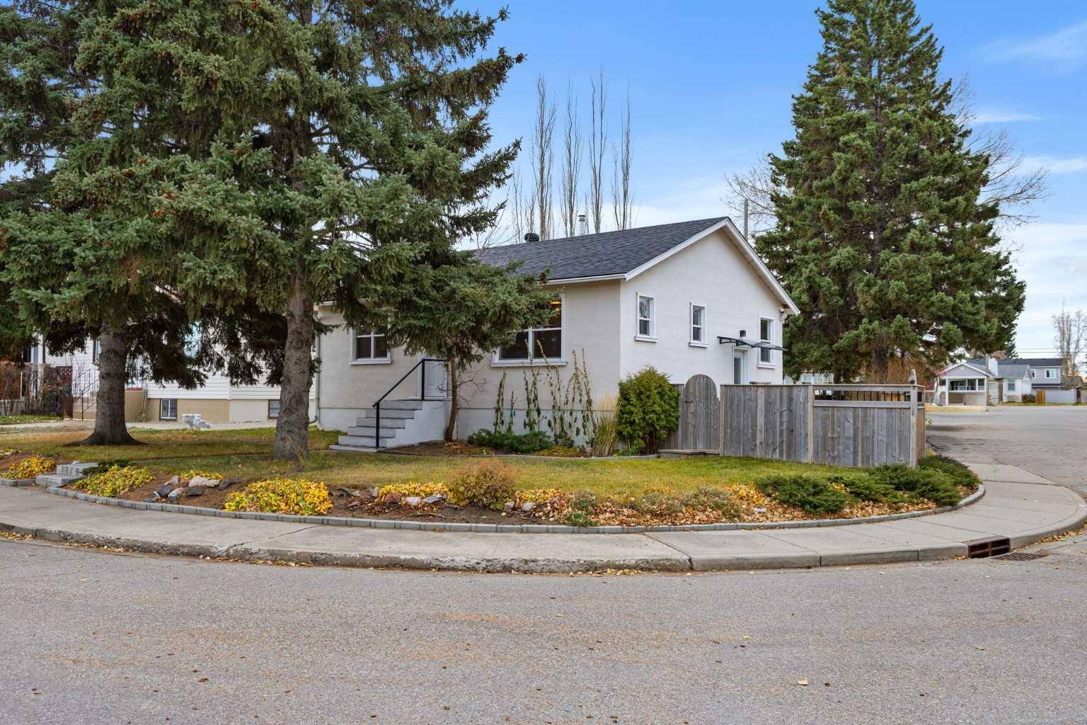 Calgary, AB T2E 1R6,629 20 AVE NE